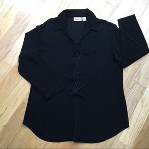 Chico’s Travelers Top with lace up front .Sz L
